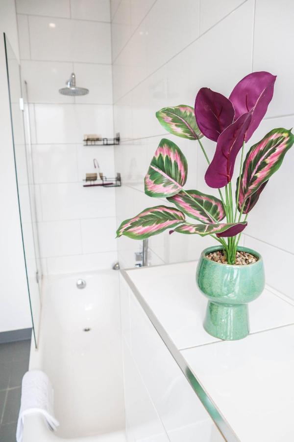 Modern & Spacious 1 Bedroom Clapham Junction Flat Λονδίνο Εξωτερικό φωτογραφία